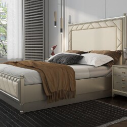 Giường ngủ 1m8 phong cách Mỹ được chụp từ góc hơi chếch bên trái, cho thấy rõ phần đầu giường và thân giường. Đầu giường b…
