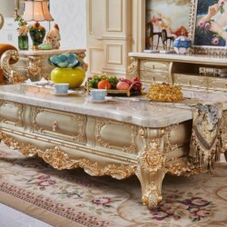 Bàn trà BELLE ÉPOQUE BT801-16 được bài trí trong không gian phòng khách tân cổ điển sang trọng. Bàn trà mặt đá vân nâu, kh…