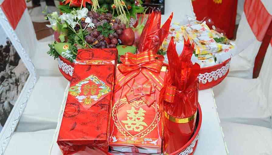 Ăn hỏi có bao nhiêu tráp và lễ đen là gì? 10 Lễ Đen Trong Ăn Hỏi Thường Là Bao Nhiêu