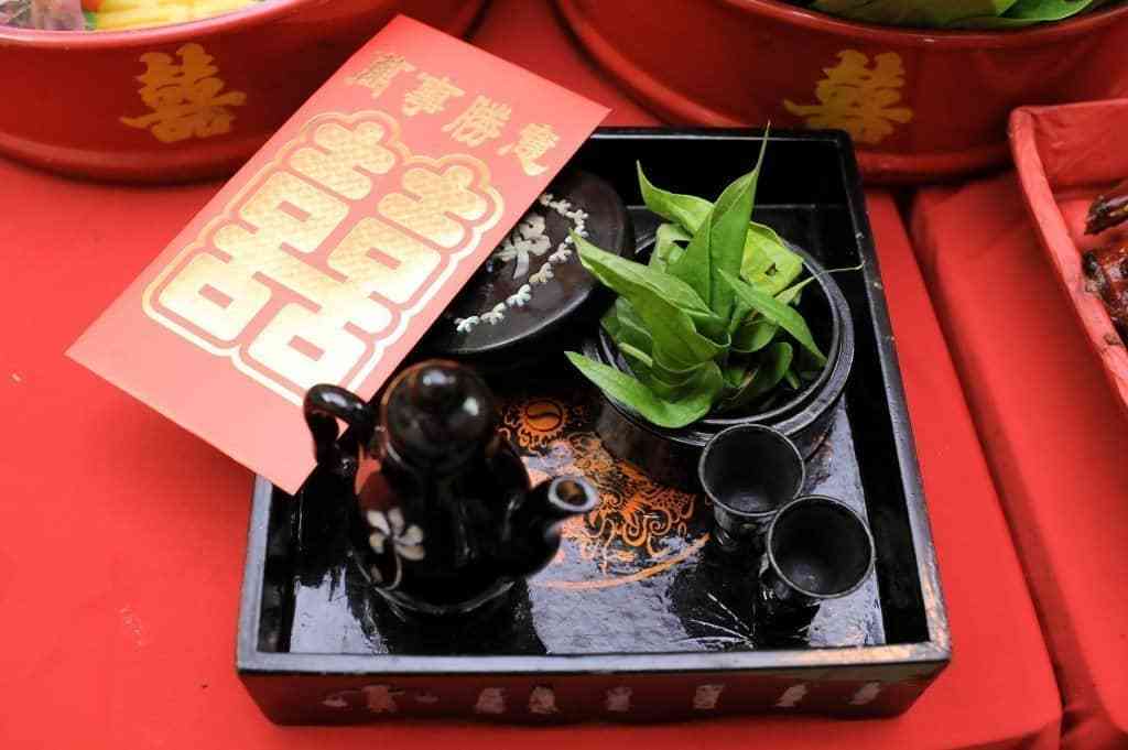 Lễ ăn hỏi đơn giản với 3 tráp lễ 12 Tráp Ăn Hỏi Đơn Giản Trầu Cau