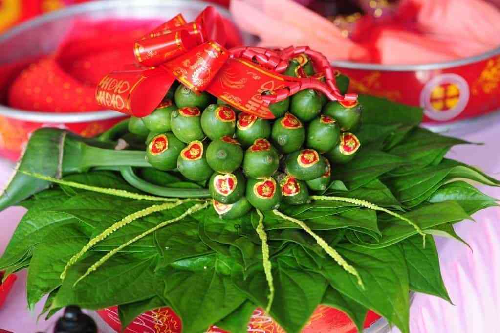 Lễ ăn hỏi đơn giản với 3 tráp lễ 11 Tráp Ăn Hỏi Đơn Giản Trầu Cau
