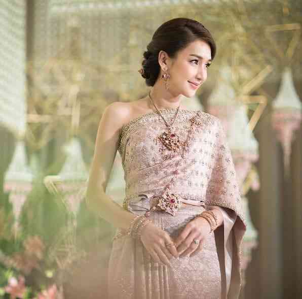 Phong tục cưới hỏi truyền thống của người Thái Lan 15 Cô Dâu Thái Lan