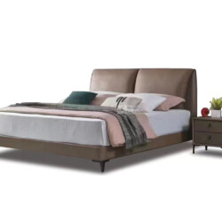Giường ngủ bọc da GIBJ090-18 được chụp chính diện hơi chếch, nổi bật trên nền trắng. Giường có thiết kế hiện đại với đầu g…