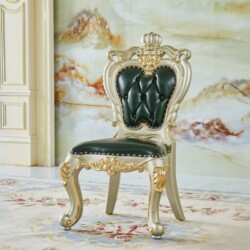 Ghế ăn tân cổ điển GAC989-NT chụp chính diện hơi chếch phải, nổi bật khung gỗ sồi OAK tự nhiên chạm khắc tinh xảo, sơn vàn…