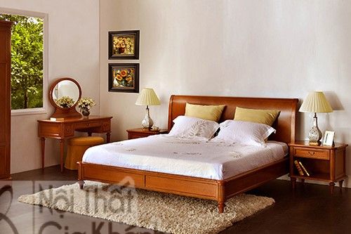 Giường gỗ phong cách cổ điển