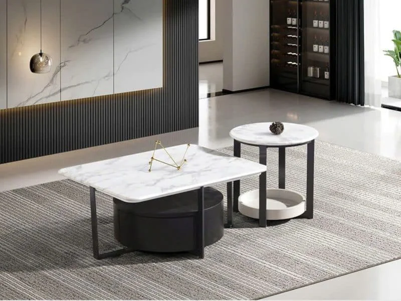 Cận cảnh bộ bàn trà đôi BT2512A phong cách hiện đại, đặt trên thảm trải sàn màu xám nhạt trong không gian phòng khách sang…