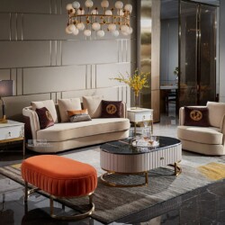 Ảnh chụp tổng thể bộ sofa luxury SFQ78 trong không gian phòng khách sang trọng, với góc nhìn trực diện. Bộ sản phẩm gồm mộ…