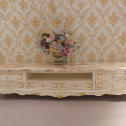 Kệ tivi tân cổ điển KT801-24 được chụp trực diện, nổi bật với mặt đá Hồng ngọc long nhân tạo vân tự nhiên và khung gỗ Sồi…