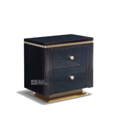 Tủ đầu giường Luxury TAGD03 được chụp từ góc 3/4 phía trước bên trái, nổi bật với thiết kế hình hộp chữ nhật bo tròn các c…
