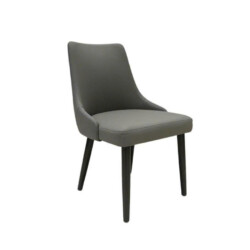 Ghế ăn hiện đại GAY27 được chụp ở góc 3/4 phía trước, nổi bật trên nền trắng. Ghế có thiết kế thanh lịch với lưng tựa cao…