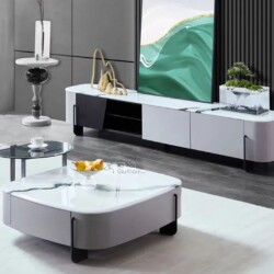 Ảnh chụp tổng thể bộ bàn trà và kệ tivi BTST2307CD từ góc hơi chếch, đặt trong không gian phòng khách hiện đại với sàn màu…