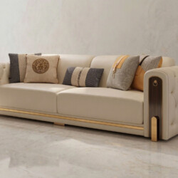 Sofa Luxury băng 4 SF-Q016-4 màu kem nhạt, chụp cận cảnh từ góc thấp, nổi bật đường nét hiện đại kết hợp tân cổ điển. Tay…