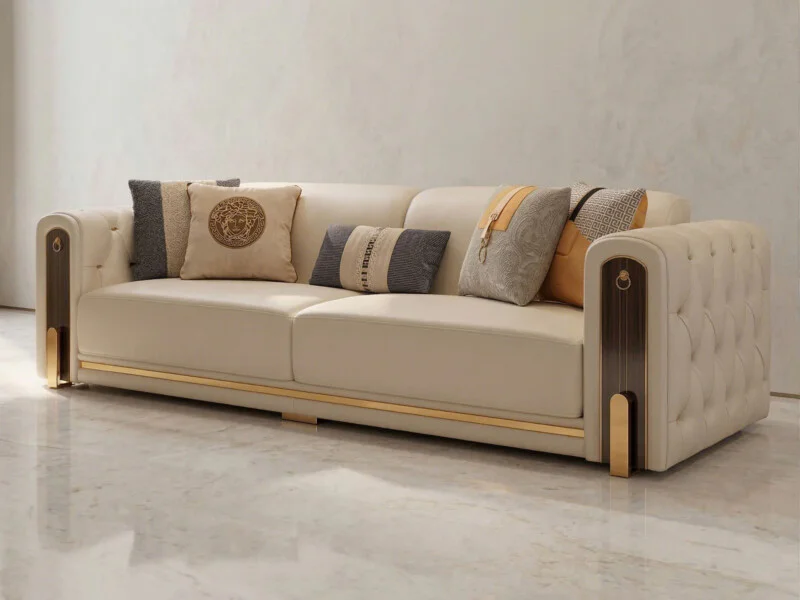 Sofa Luxury băng 4 SF-Q016-4 màu kem nhạt, chụp cận cảnh từ góc thấp, nổi bật đường nét hiện đại kết hợp tân cổ điển. Tay…