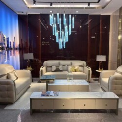 Bộ sofa SBQ660-123 phong cách luxury gồm một ghế đơn, một băng hai và một băng ba, được bọc da thật màu kem sang trọng. Cá…