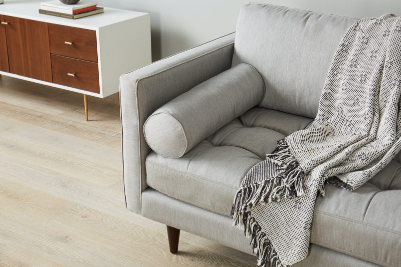 Sofa Băng Bọc Vải Thanh Lịch Cho Chung Cư SF-281