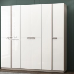 Tủ quần áo 6 cánh TU606-6 được chụp từ góc trực diện hơi chếch, nổi bật với thiết kế hiện đại, tối giản. Bề mặt cánh tủ mà…