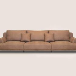 Sofa băng SF8037-4 Lex30 ba chỗ ngồi, bọc da nhân tạo cao cấp màu nâu da bò nhạt, được chụp chính diện trên nền đơn sắc. G…