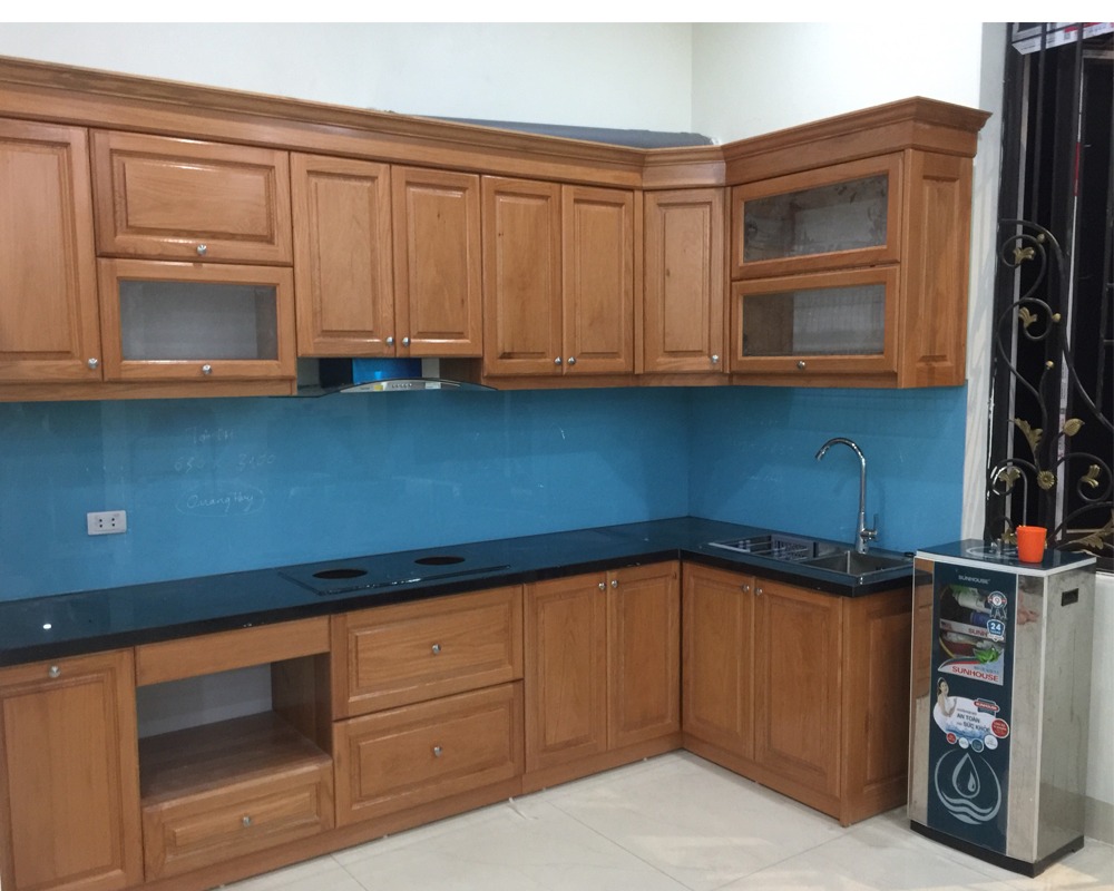 Tủ bếp gỗ tự nhiên 18