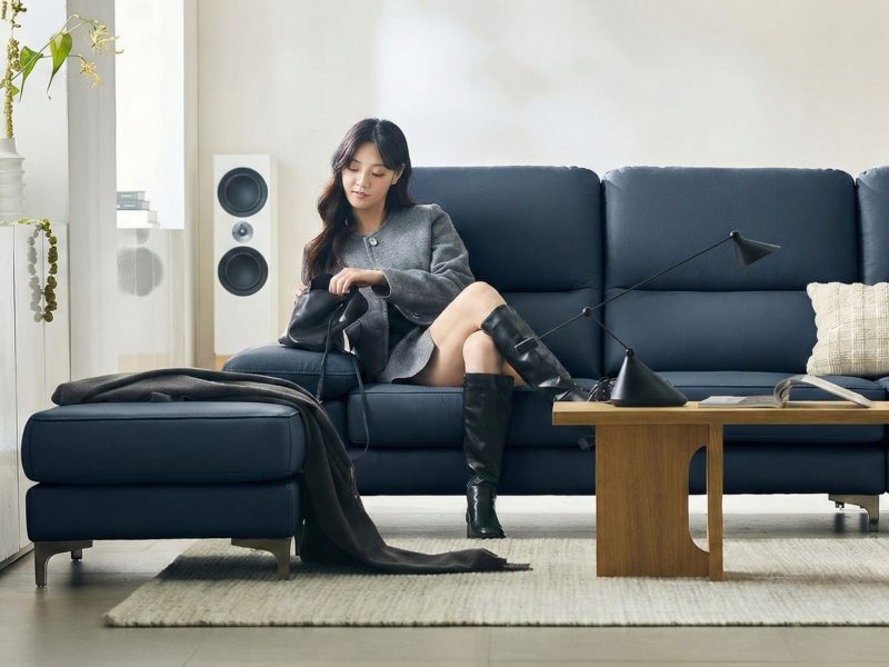 sofa AERIE sofa da hiện đại và êm ái