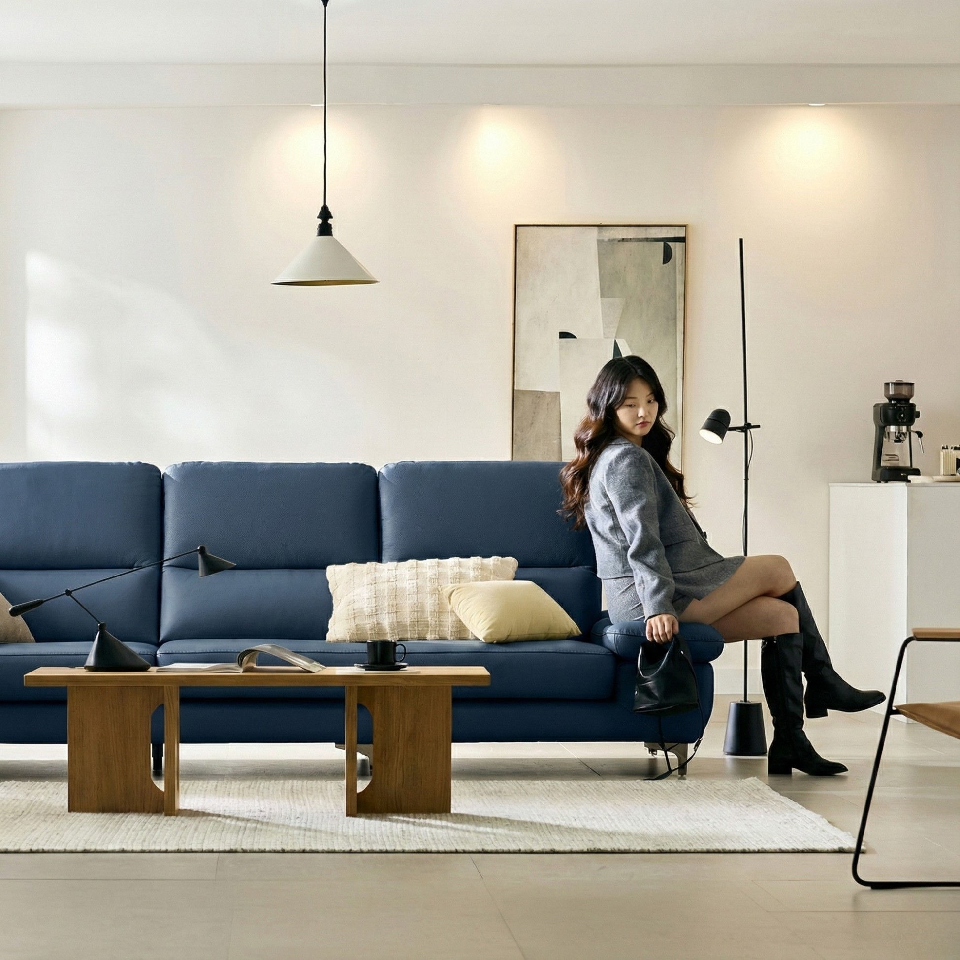 sofa AERIE sofa da hiện đại và êm ái