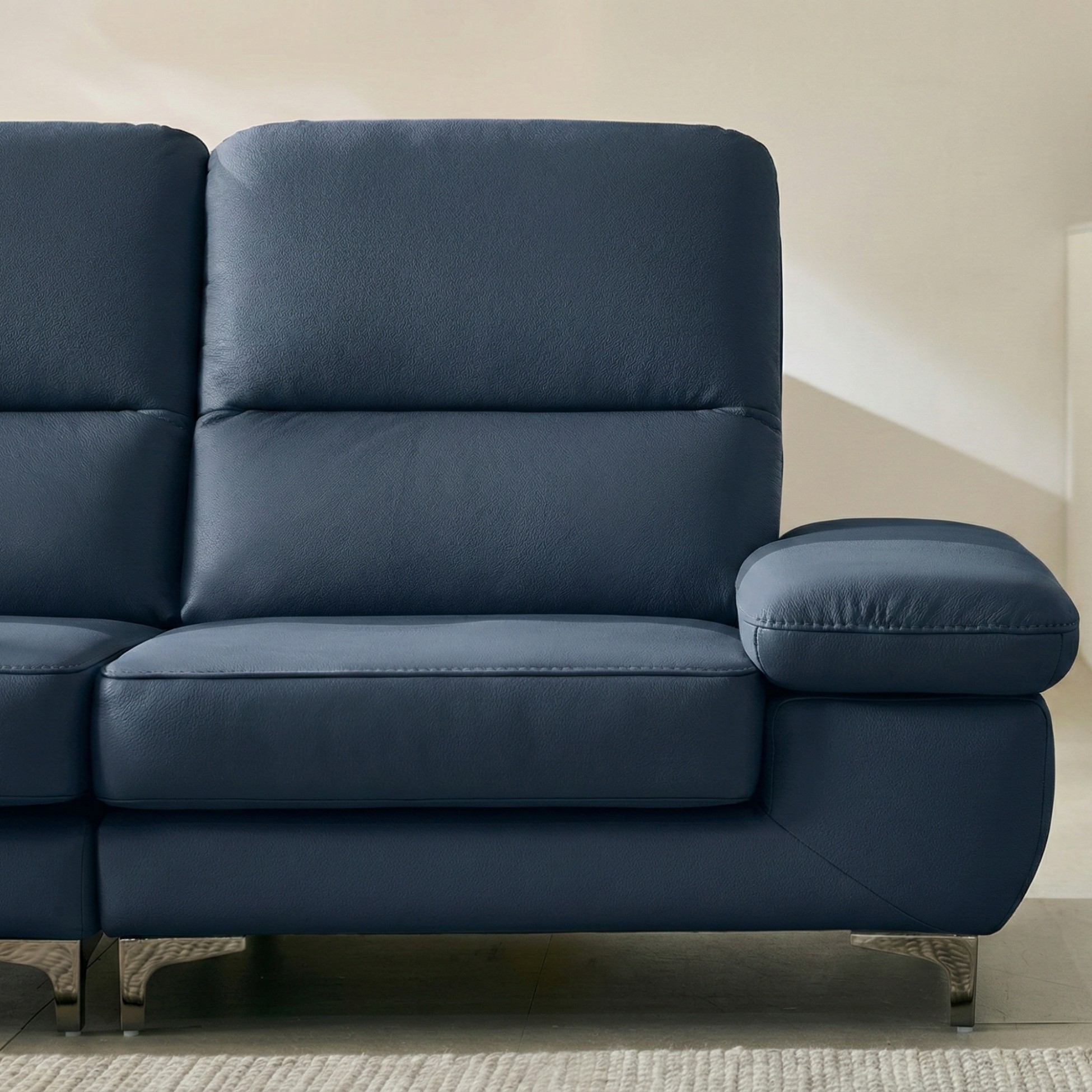 Sofa AERIE – Sofa Bọc Da Cao Cấp Hiện Đại Đầy Êm Ái Và Đẳng Cấp (Hàng Order) - Ảnh 4