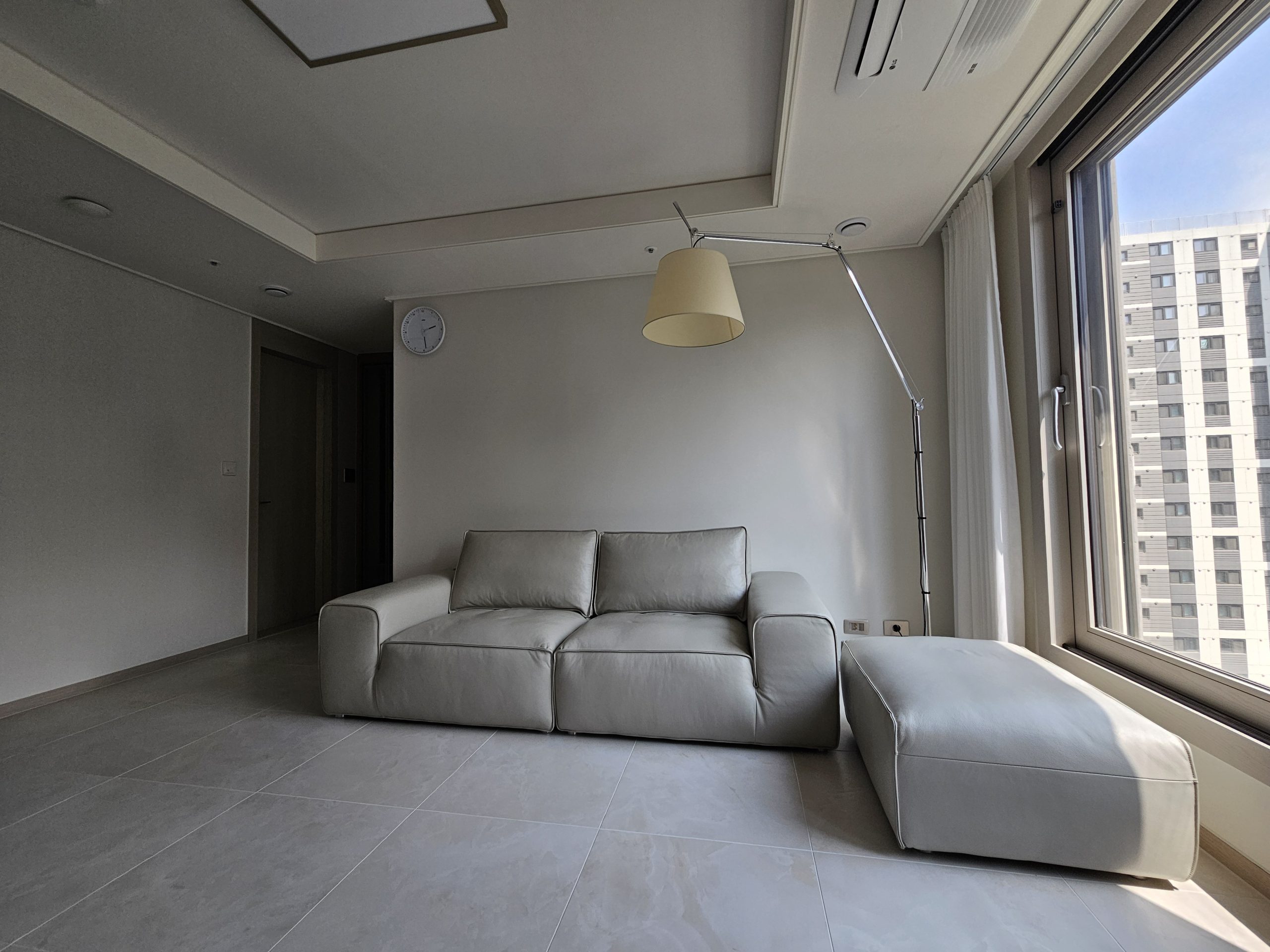 Sofa COZYLOAF – Sofa Da Dáng Băng Hiện Đại Êm Ái Thiết Kế Tối Giản