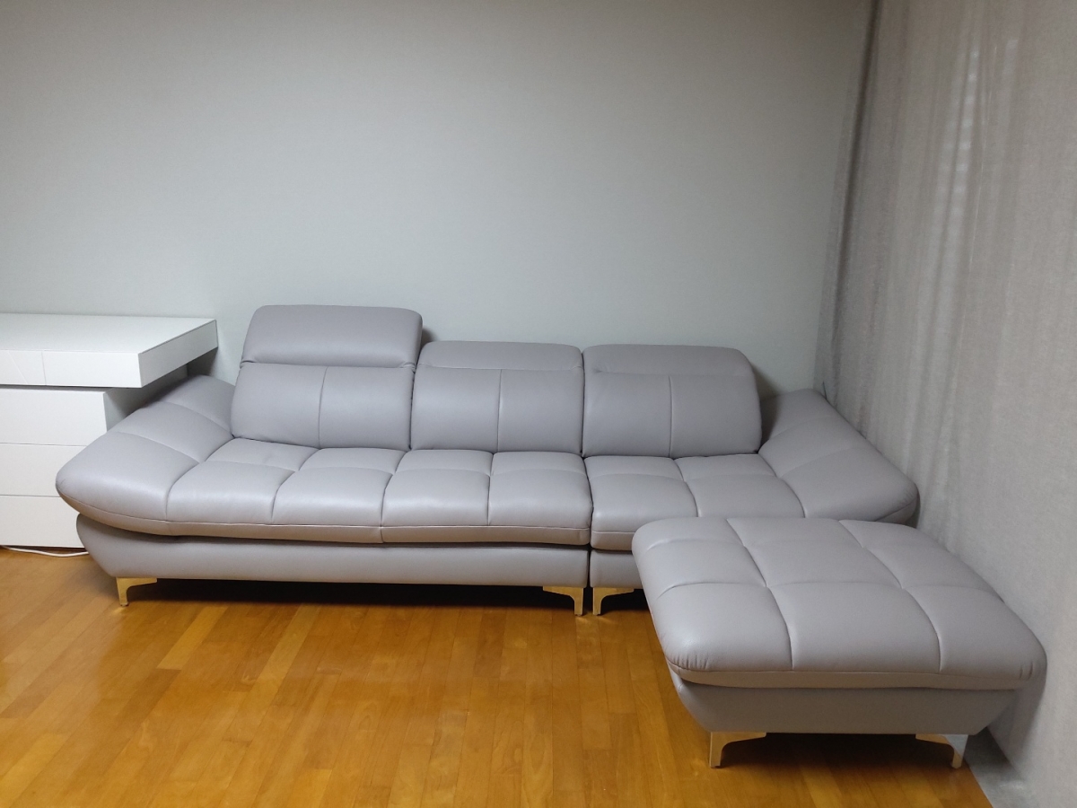 Sofa EVERBEST – Sofa Da Cao Cấp Tựa Đầu Chức Năng Hiện Đại