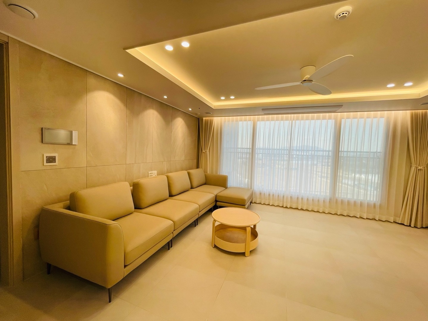 Sofa NOVA - Sofa Da Hiện Đại Thiết Kế Module Linh Hoạt Tùy Biến Theo Ý Bạn