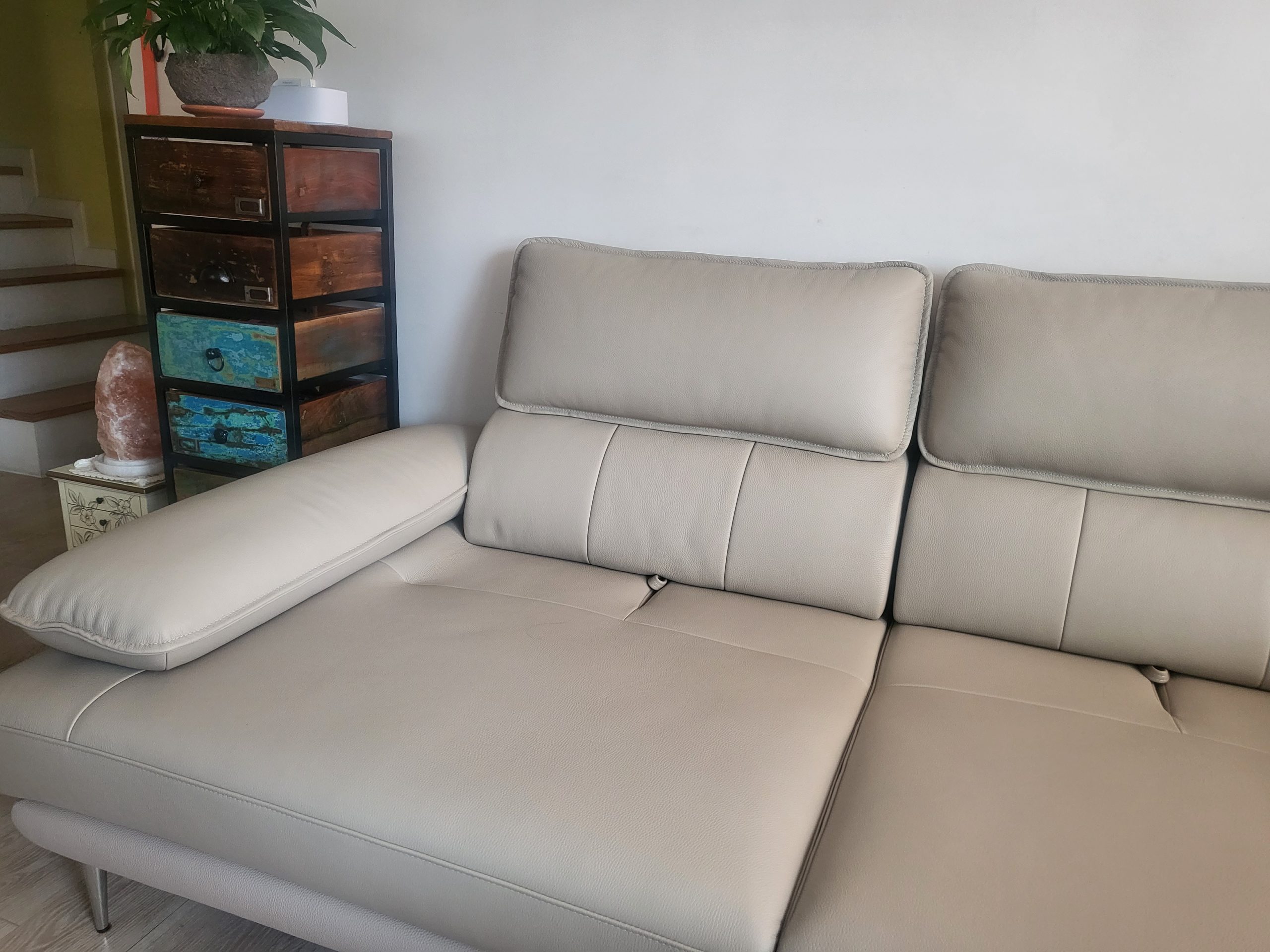 Sofa PURE INSPIRE – Sofa Băng Bọc Da Cao Cấp Thư Giãn Hoàn Hảo 