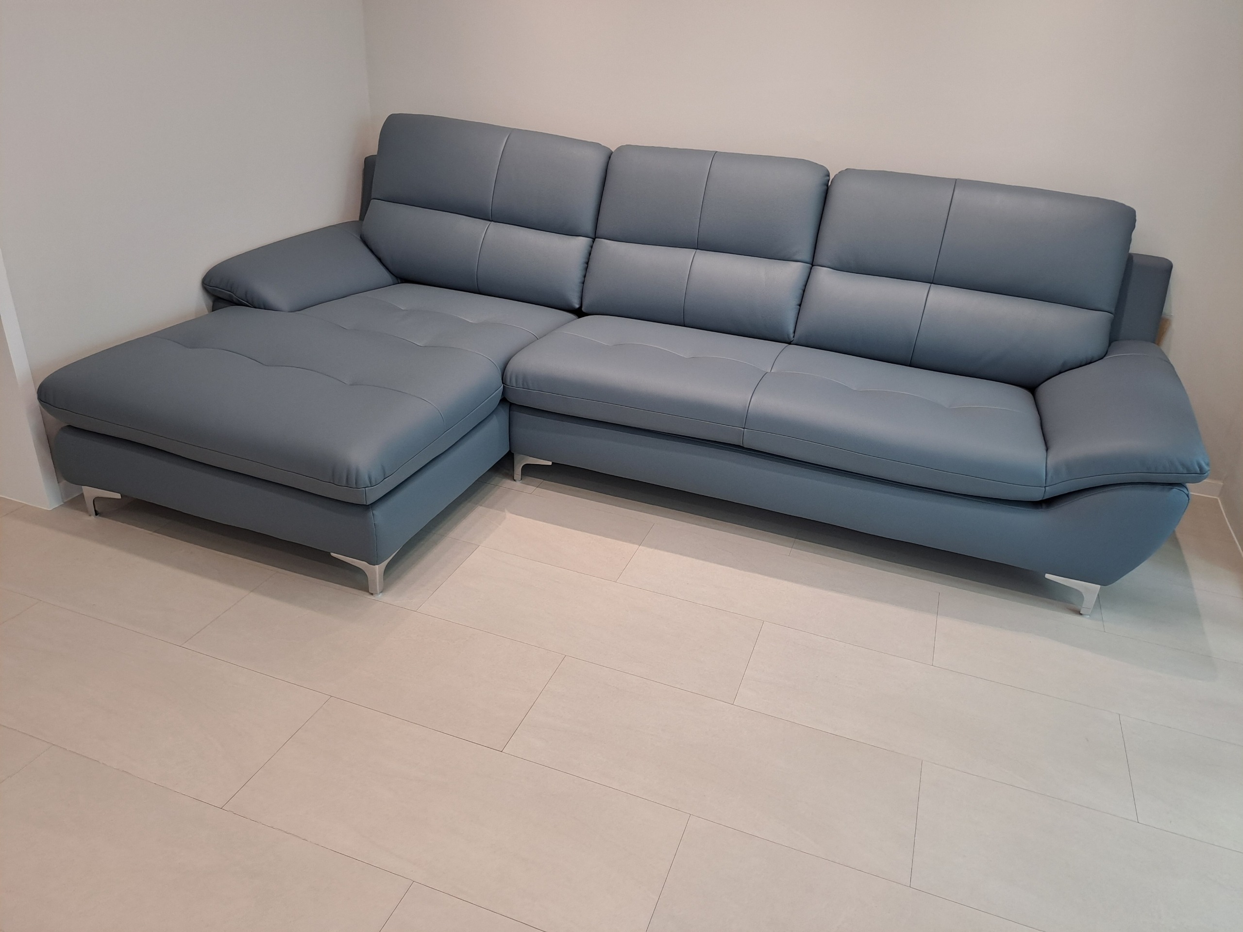 Sofa SEABREE - Sofa Góc Hiện Đại Bọc Da Cho Phòng Khách Chung Cư