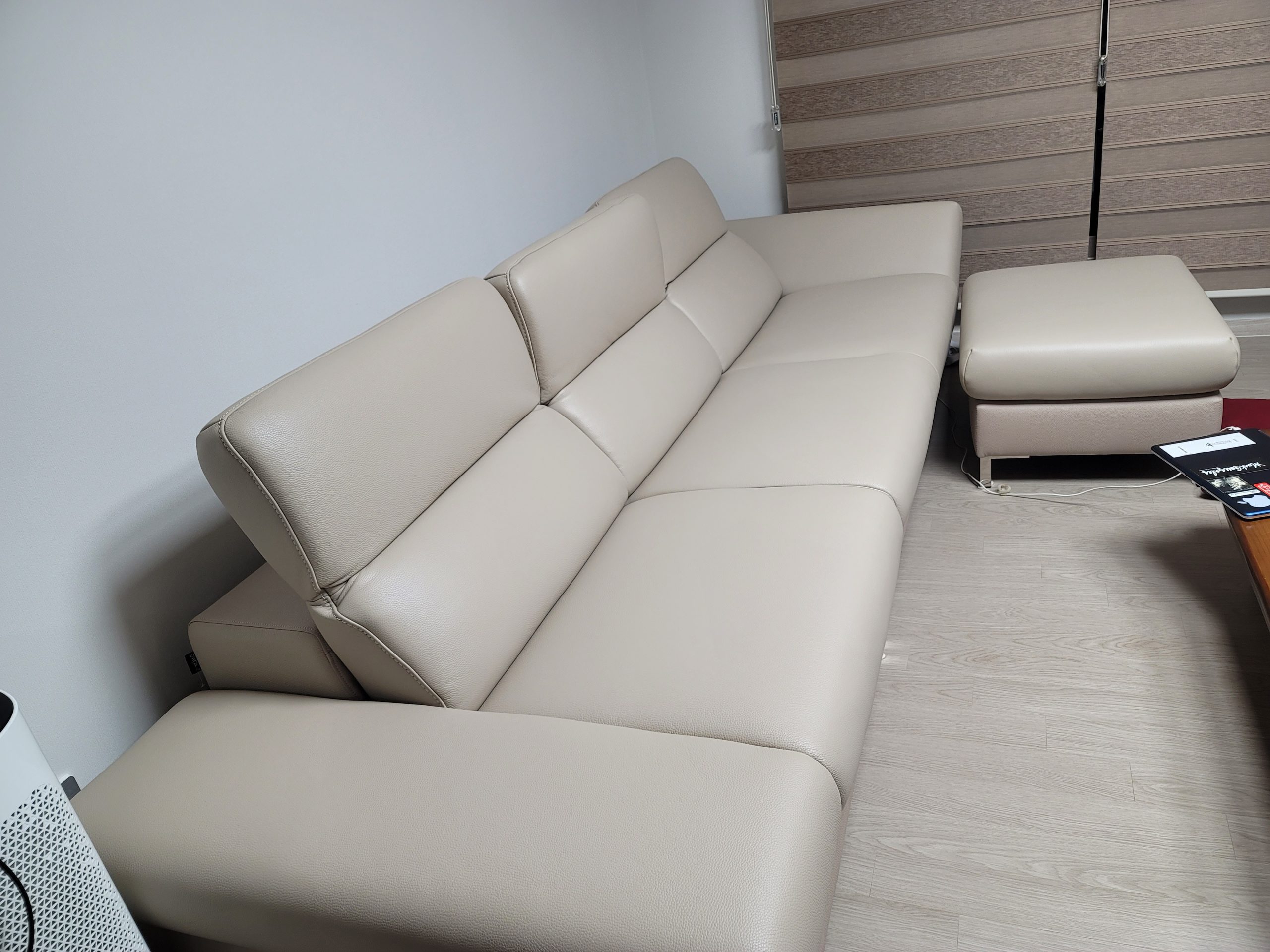 Sofa SERENE - Sofa Da Hiện Đại Đầy Đỉnh Cao Cho Sự Êm Ái