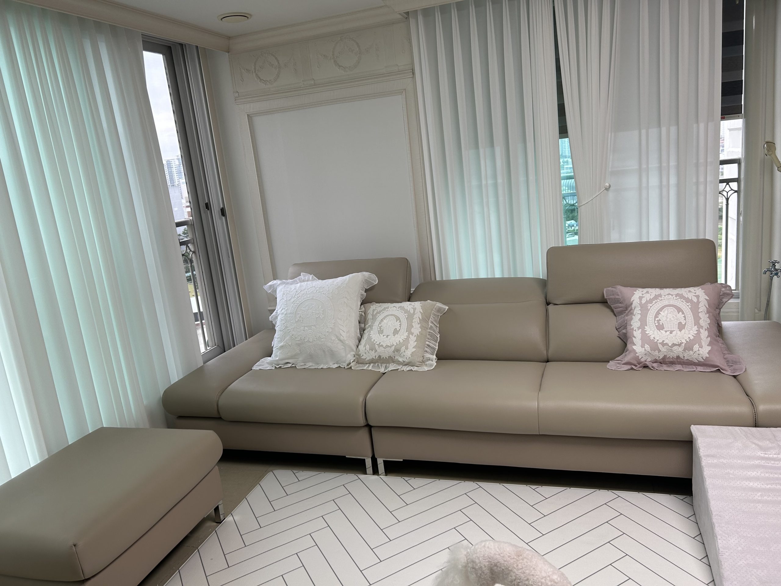 Sofa SERENE - Sofa Da Hiện Đại Đầy Đỉnh Cao Cho Sự Êm Ái