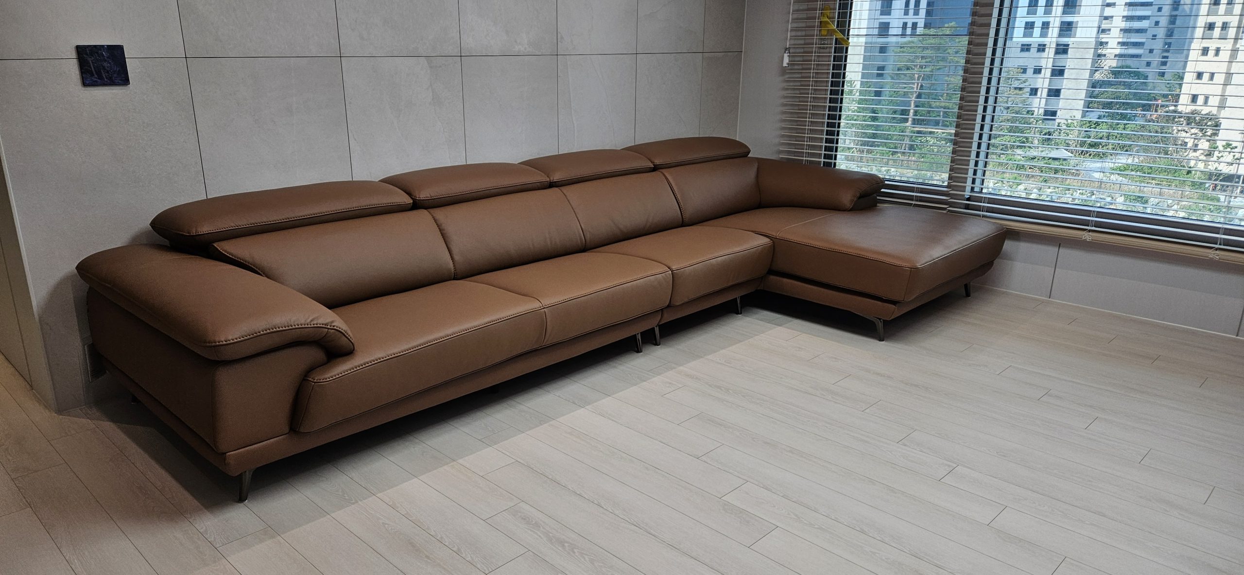 Sofa TEDDY – Sofa Hiện Đại Bọc Da Cao Cấp Thiết Kế Tinh Tế Êm Ái