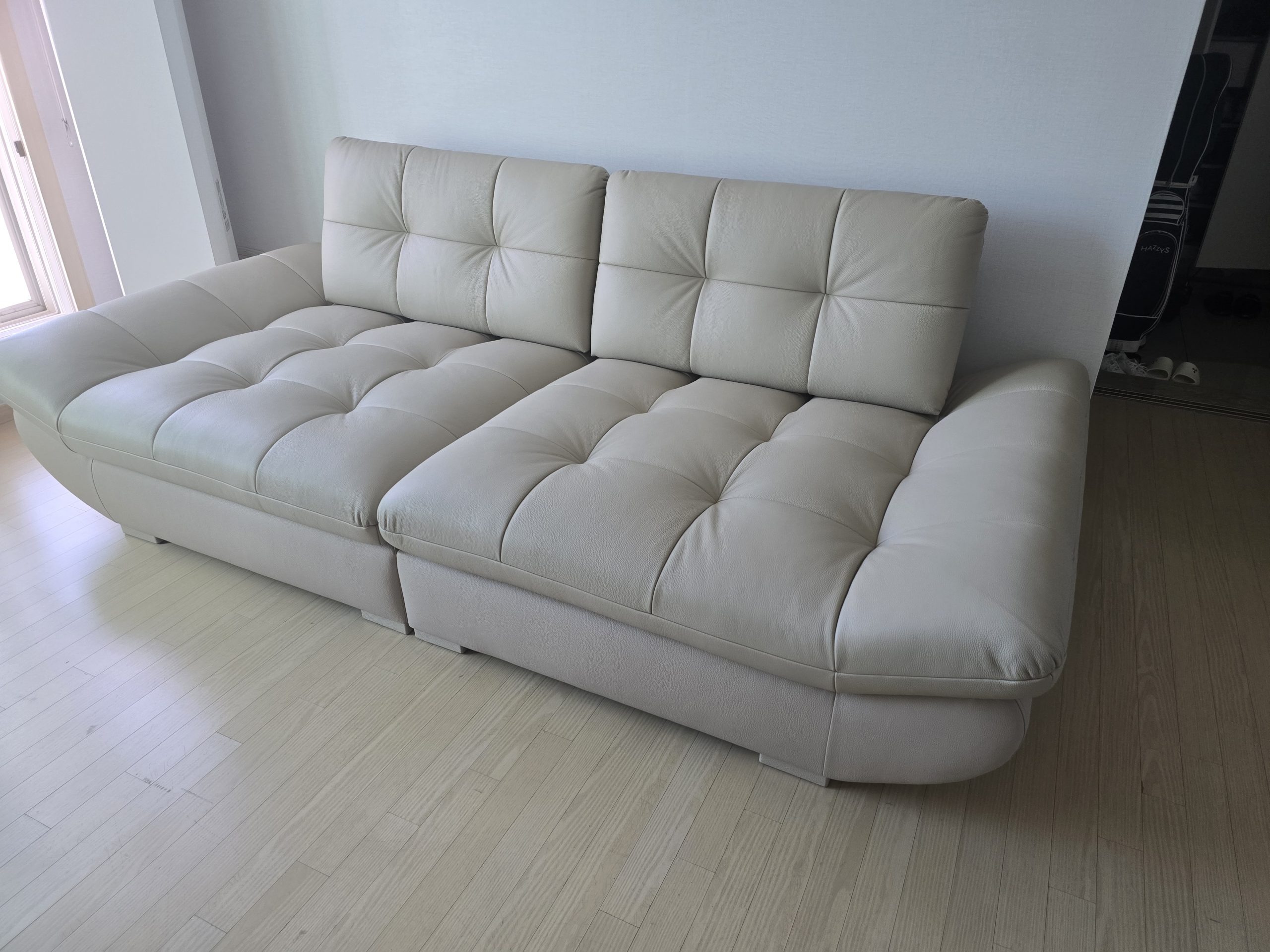 Sofa SOFTY - Sofa Gia Đình Hiện Đại Trẻ Trung Dáng Thuyền