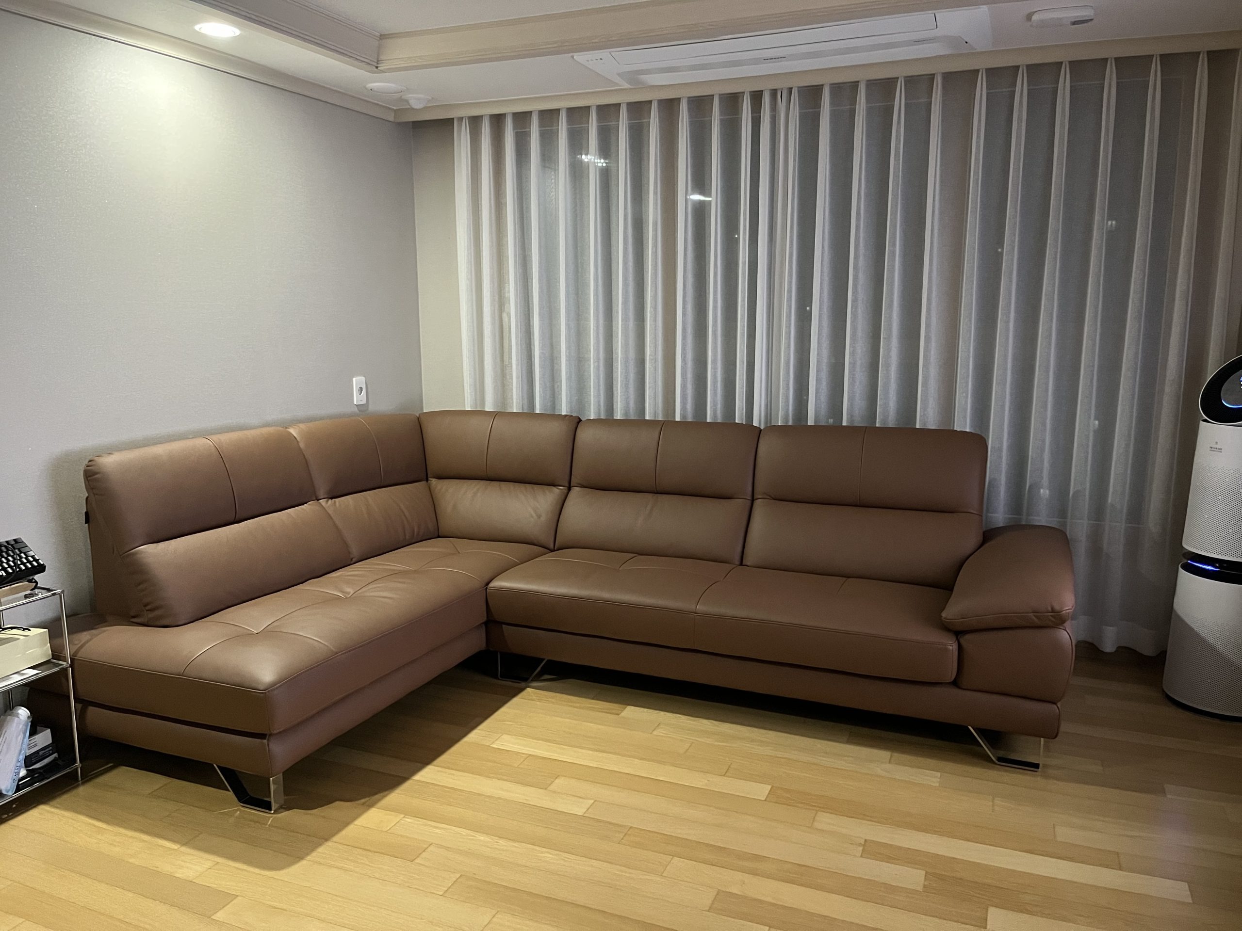 Sofa UNWIND – Sofa Da Cao Cấp Góc L Rộng Rãi Êm Ái Thư Giãn