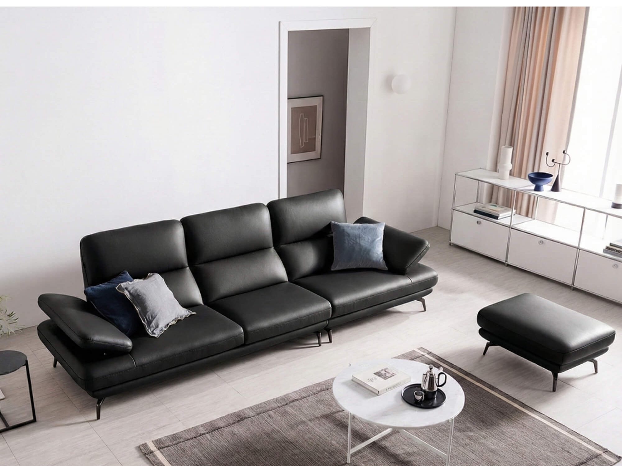 Sofa BENEDICT - Sofa Băng 4 Chỗ Bọc Da Với Tay Điều Chỉnh Thông Minh