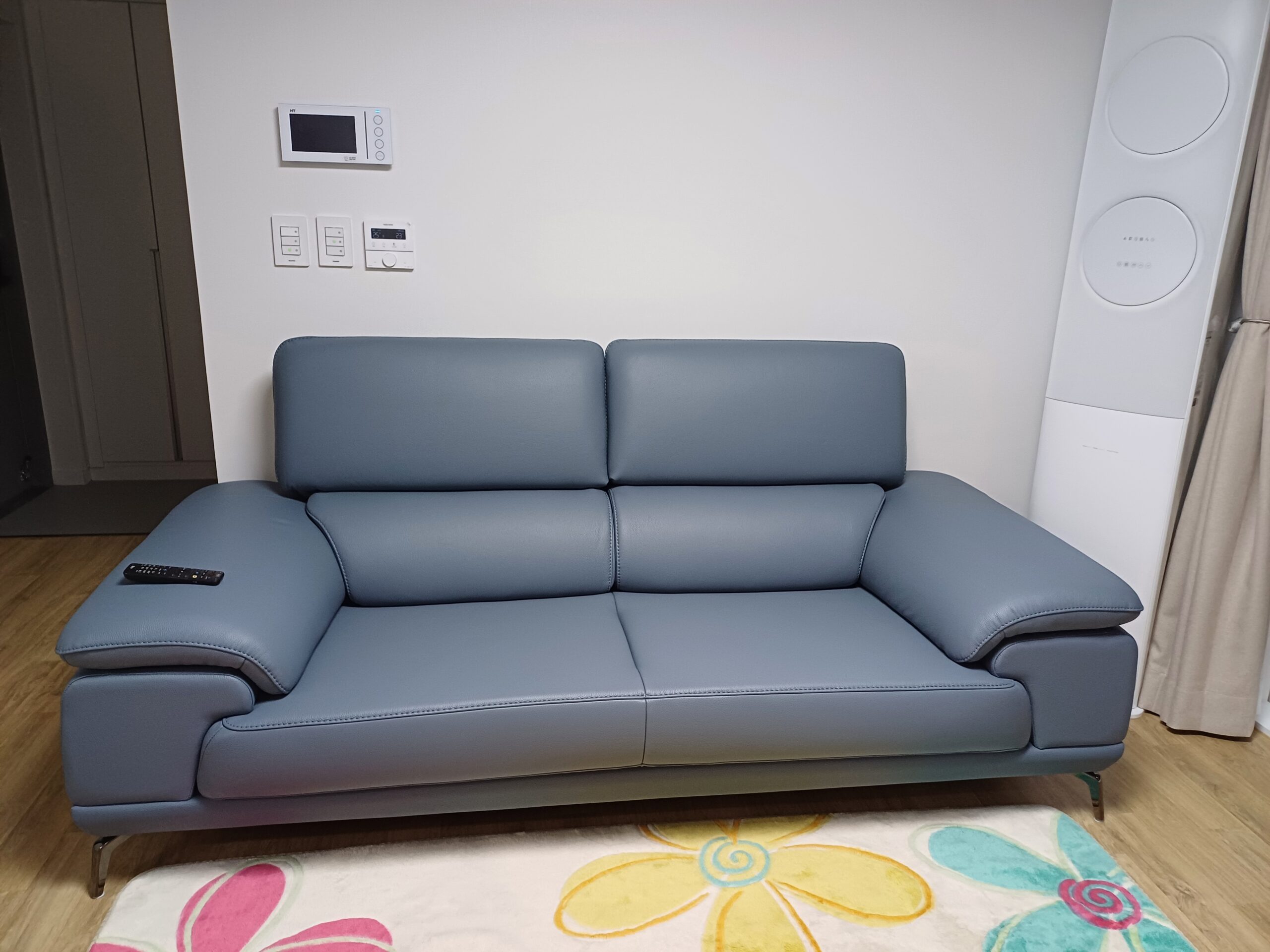 Sofa CONTOUR - Sofa Băng Nhỏ Gọn 2 Chỗ Cho Chung Cư