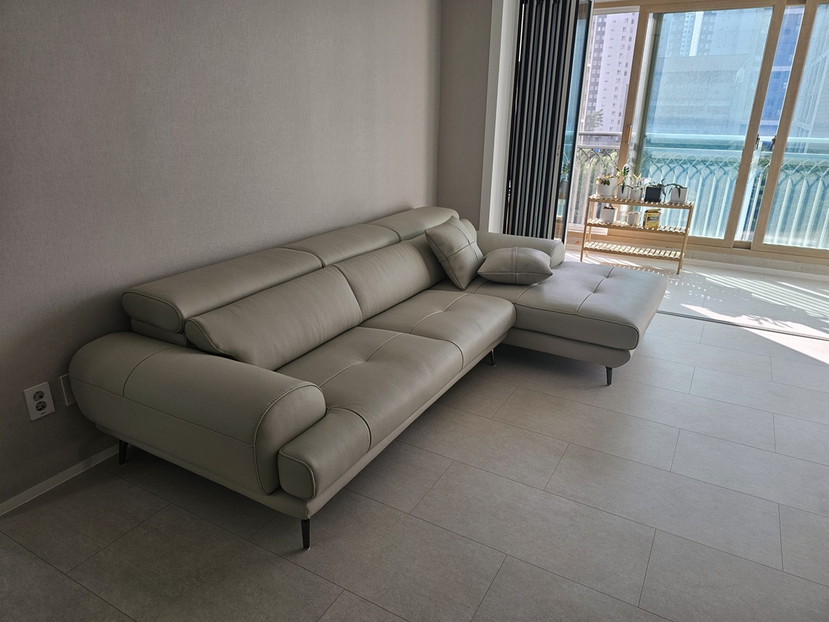 Sofa COZELIA - Sofa Góc Bọc Da Với Tựa Lưng Đa Năng Hiện Đại 