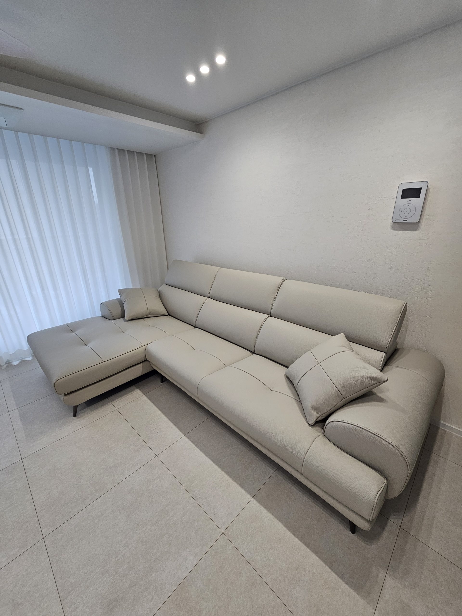 Sofa COZELIA - Sofa Góc Bọc Da Với Tựa Lưng Đa Năng Hiện Đại 