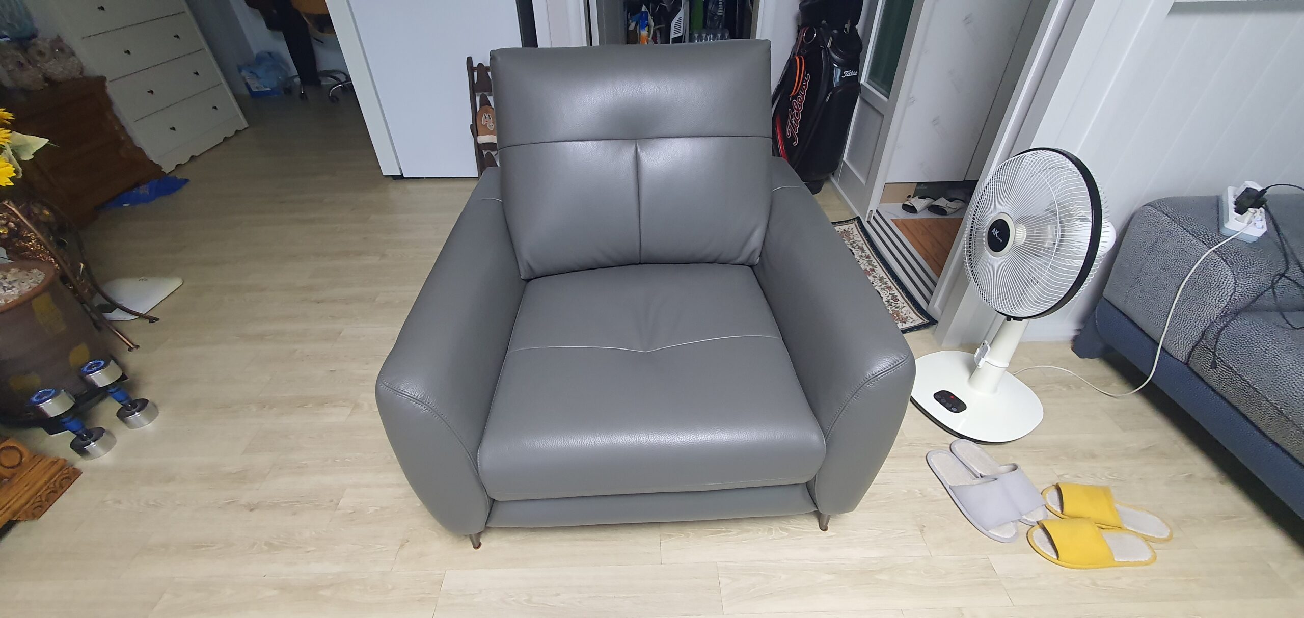 Sofa CUSHY - Sofa Đơn Bọc Da Thư Giãn Cho Gia Đình