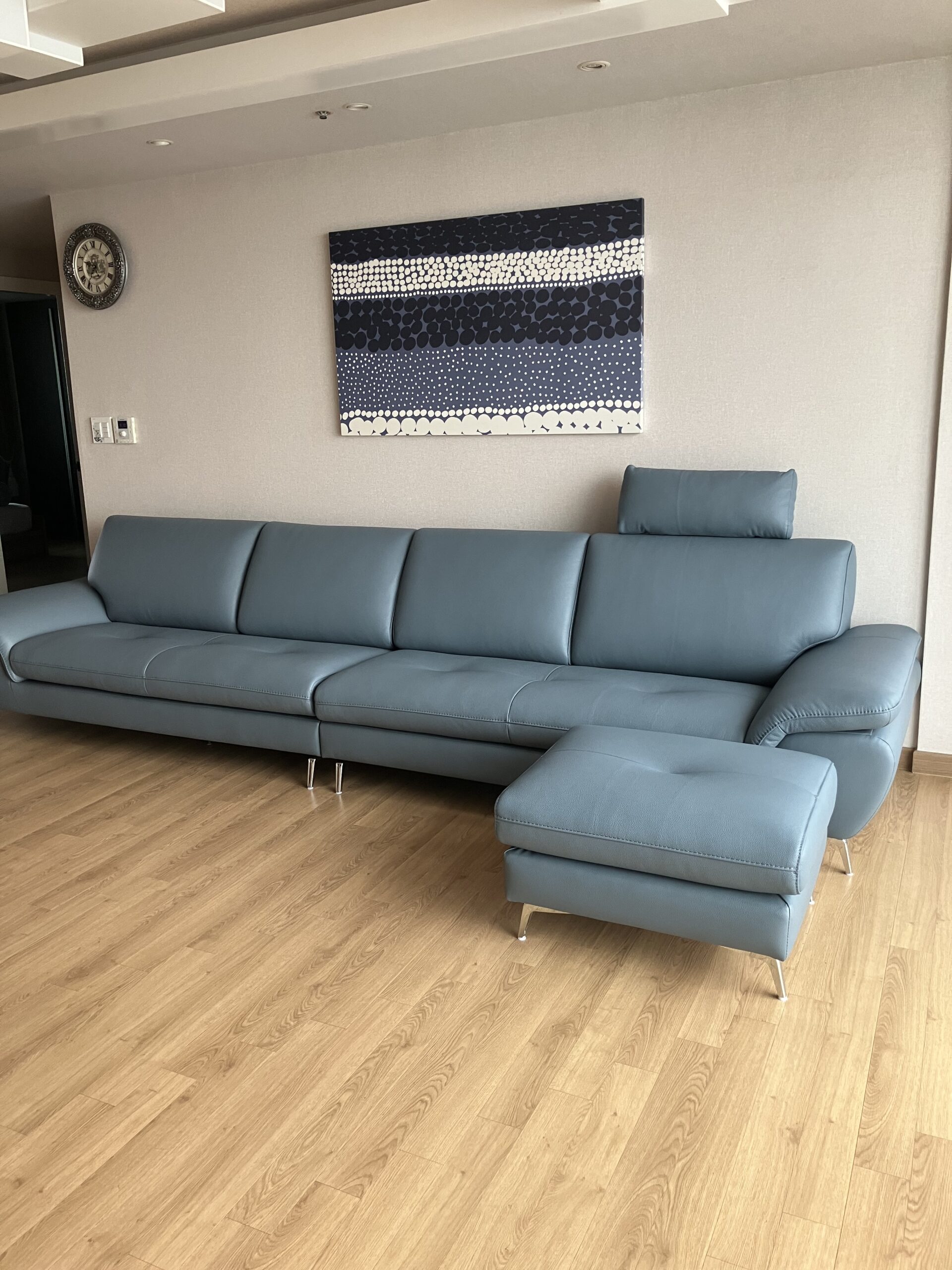 Sofa COMMONRY - Sofa Băng Bọc Da Tay Vịn Thấp Cho Cơ Thể Nghỉ Ngơi