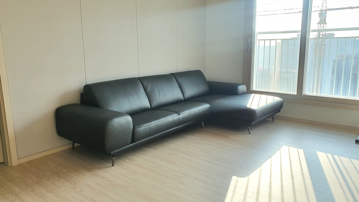 Sofa FINIAL - Sofa Bọc Da Lệch Góc Kiểu Dáng Bắc Âu Trang Nhã
