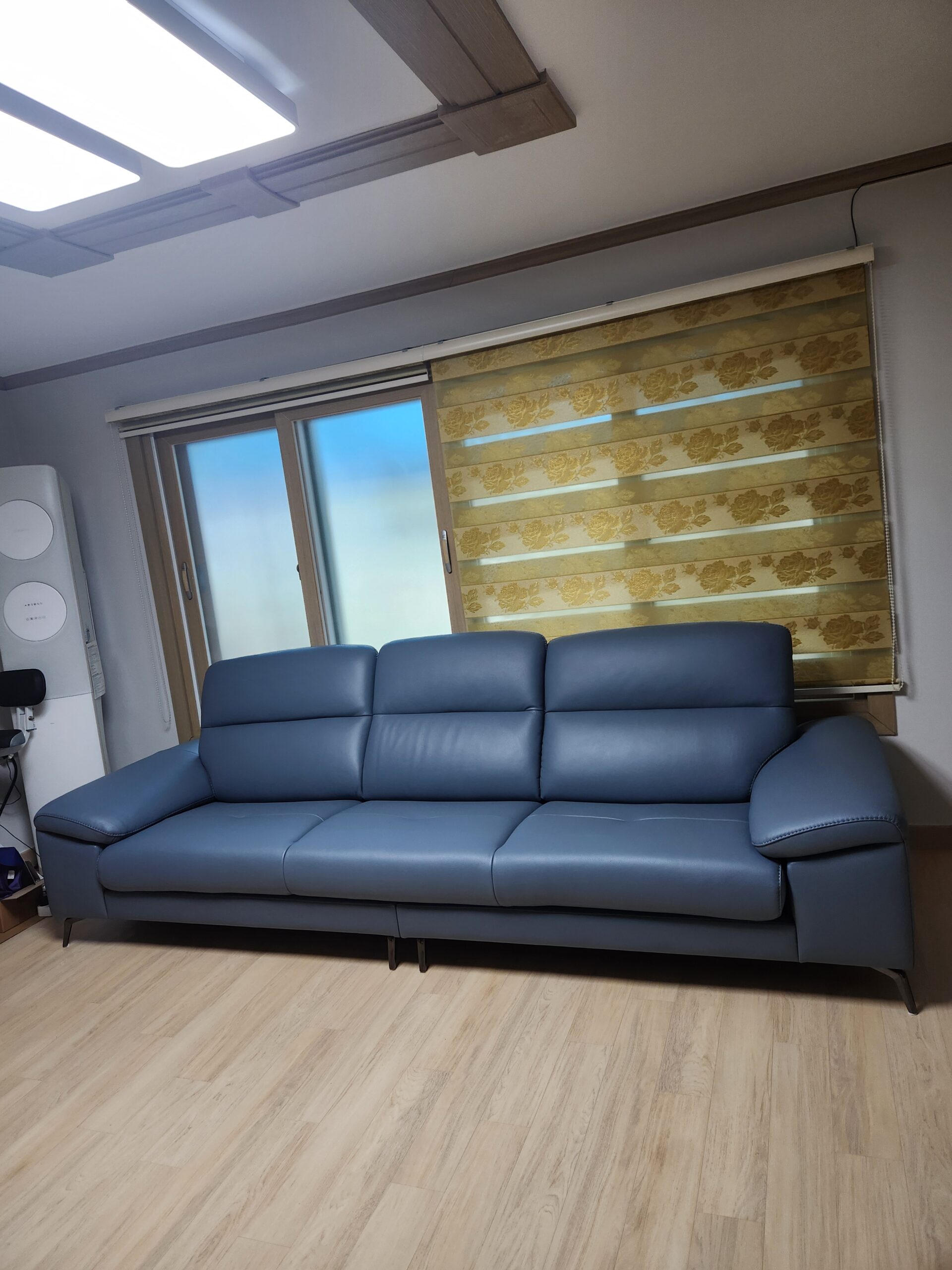 Sofa FORMORY - Sofa Da Dáng Văng Thư Giãn Cho Phòng Khách