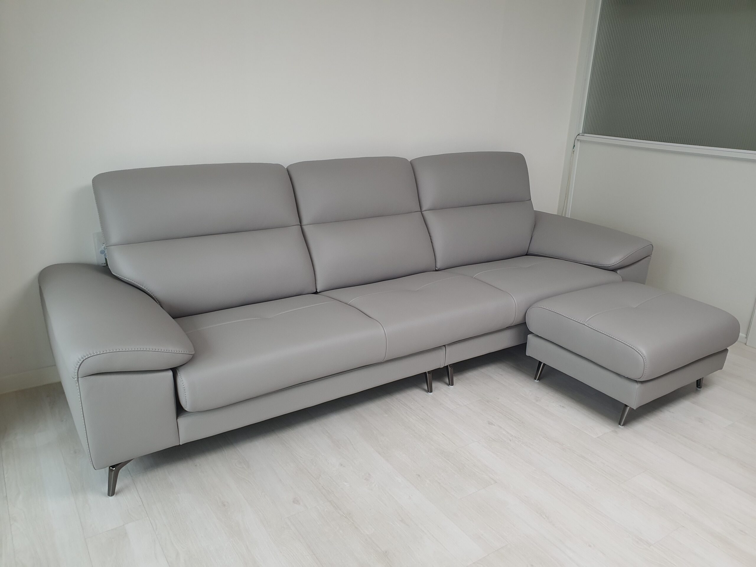 Sofa FORMORY - Sofa Da Dáng Văng Thư Giãn Cho Phòng Khách