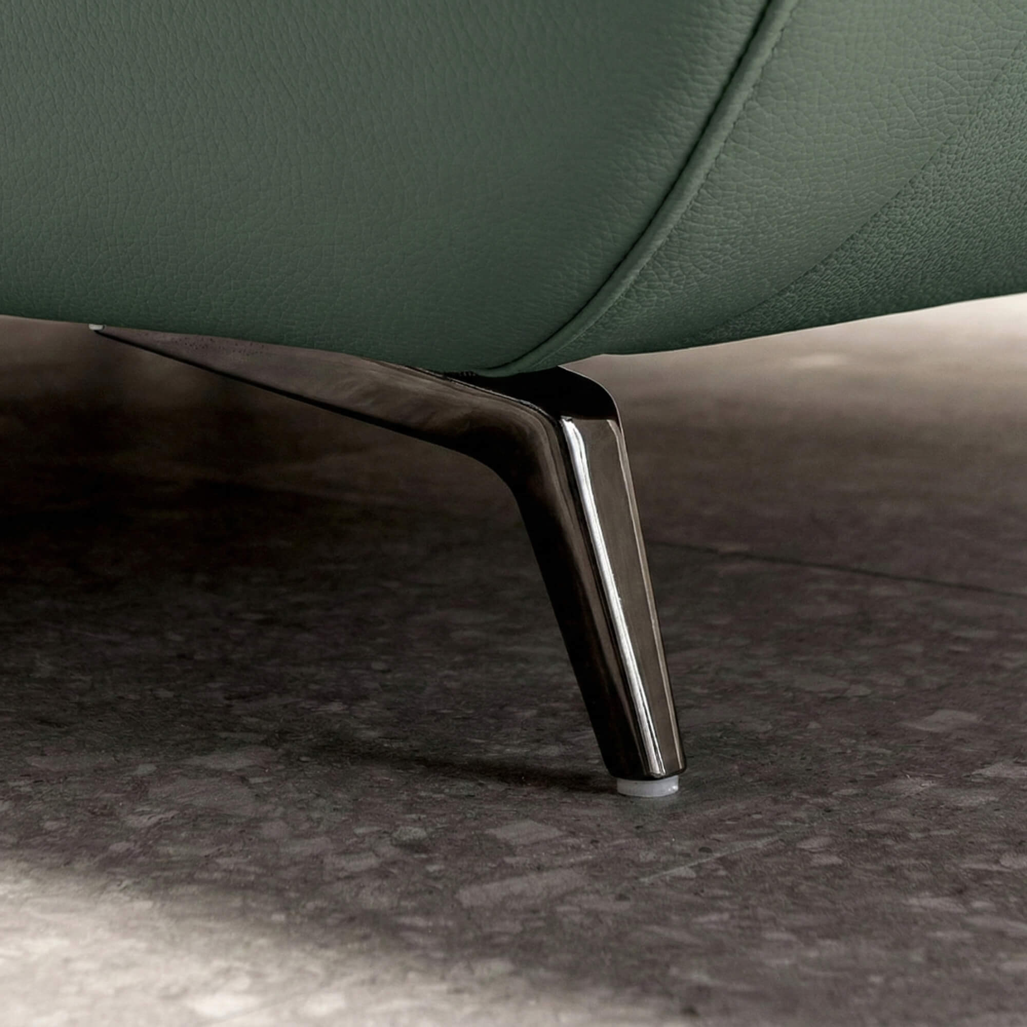 Sofa JASMINE - Sofa Da Phòng Khách Dáng Băng Dáng Thuyền Hoa Nở Rộ