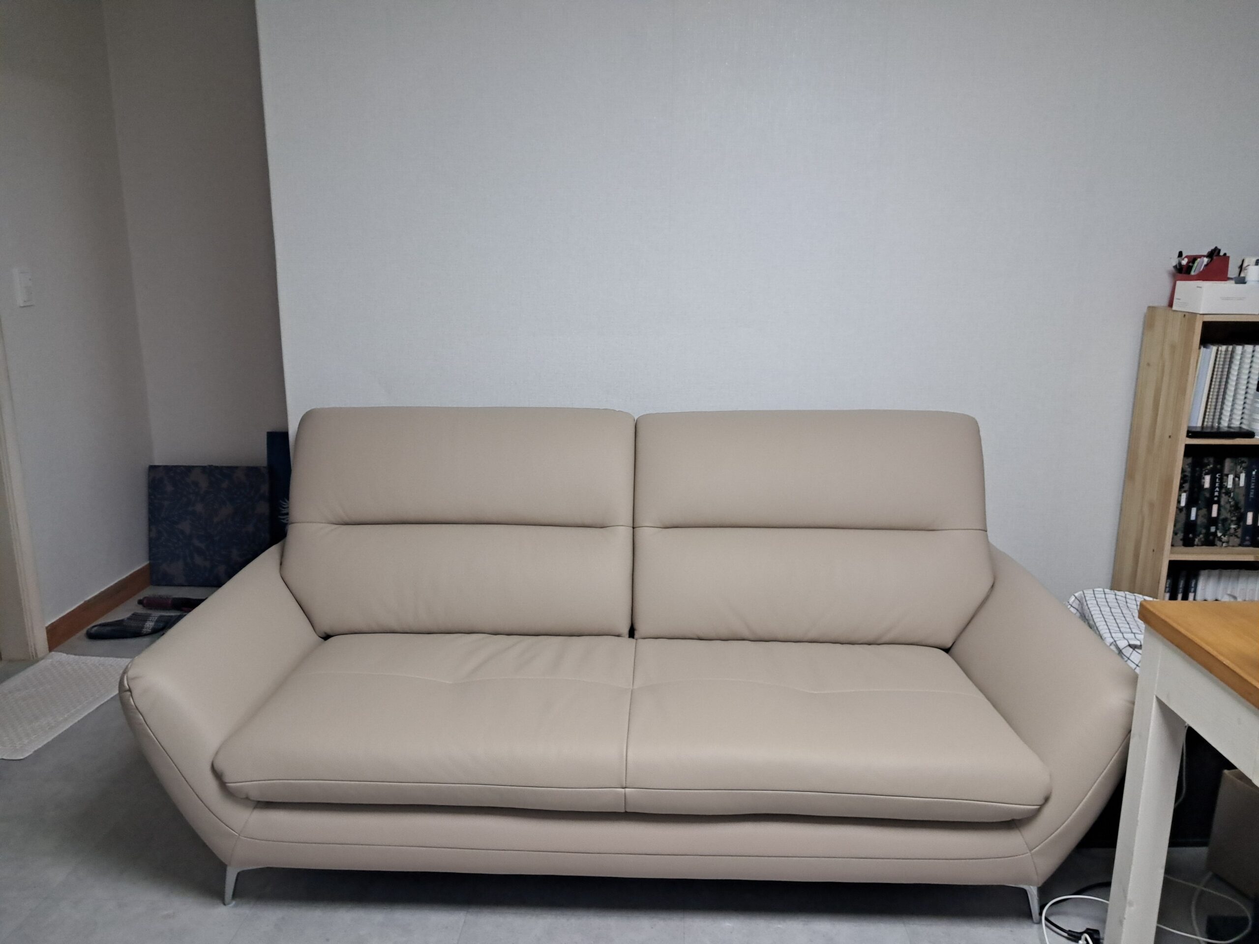 Sofa MELVIA - Sofa Thuyền 2 Chỗ Bọc Da Phong Cách Bắc Âu