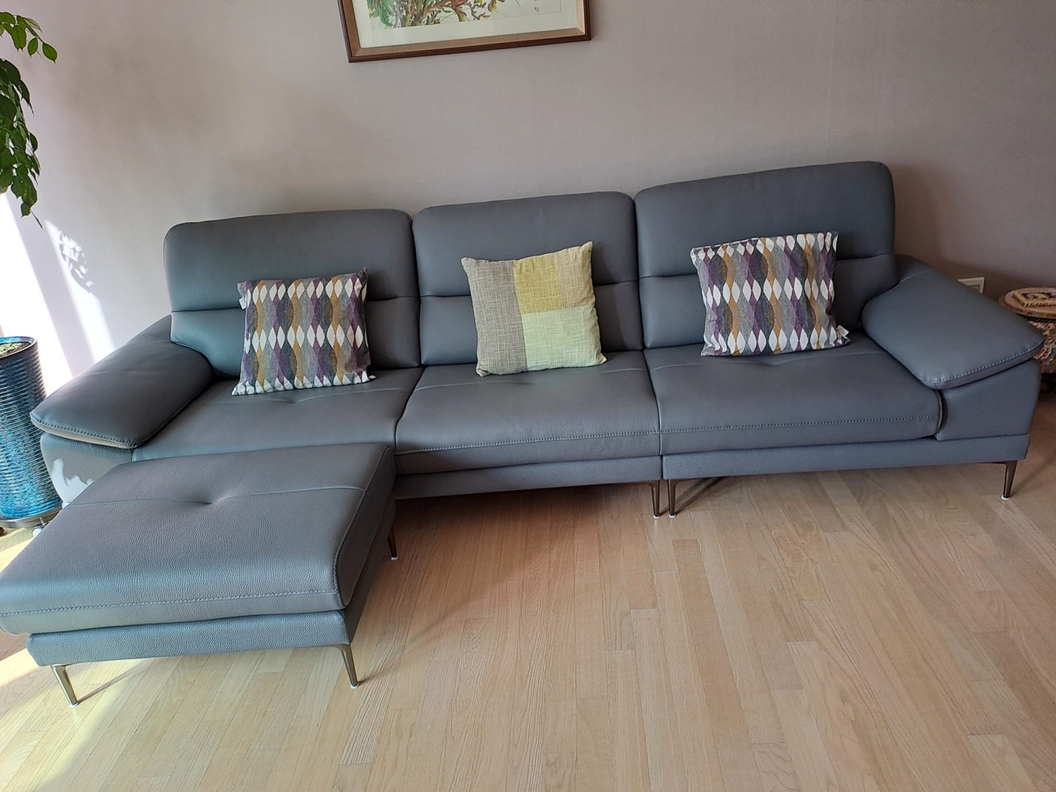 Sofa MODESTO – Sofa Da Dáng Băng Cao Cấp 4 Chỗ Tạy Vịn DayBed 