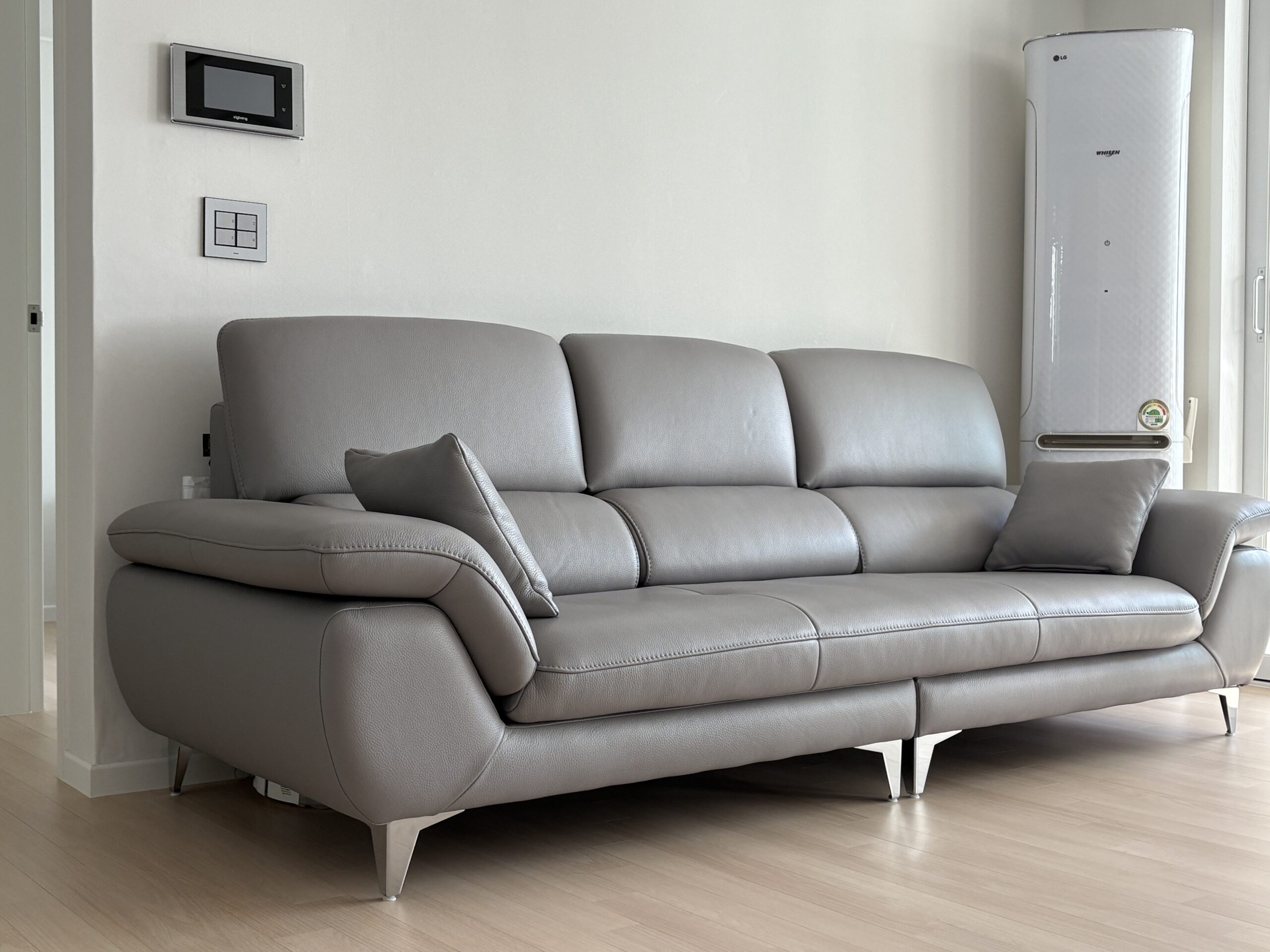 Sofa MYORA - Sofa Băng Thiết kế Đơn Giản Phù Hợp Mọi Không Gian