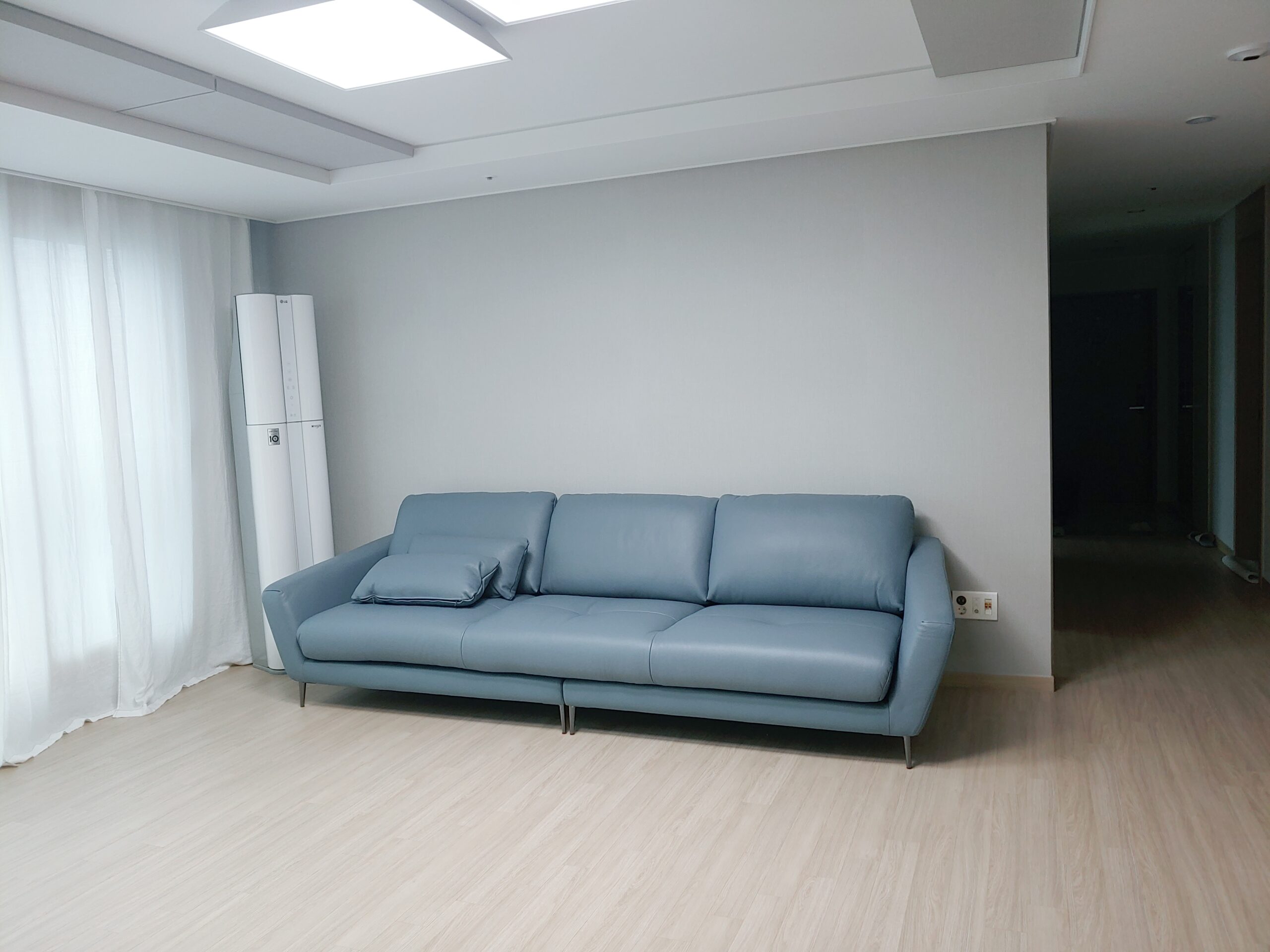 Sofa MELLOWAY - Sofa Băng Bọc Da Sang Trọng Cho Phòng Khách Hiện Đại