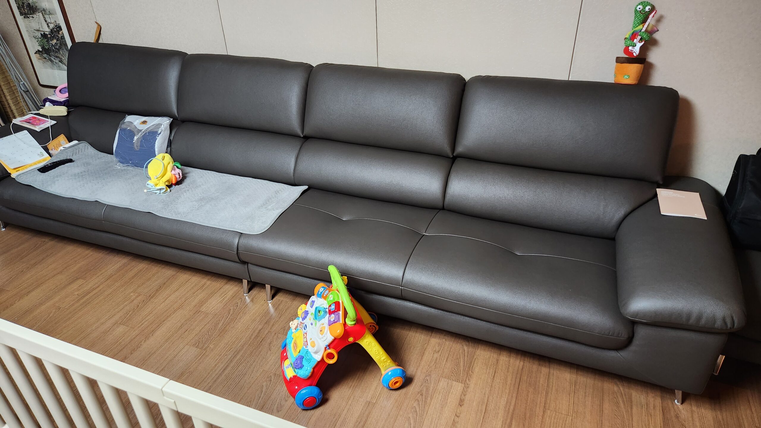 Sofa RUCELLEUX - Sofa Băng Cỡ Lớn Thiết Kế Tối Giản Hiện Đại